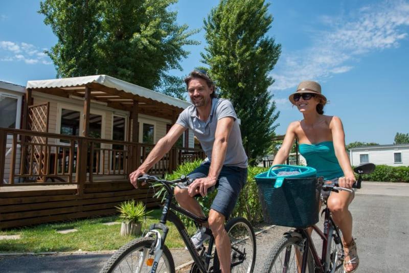 Camping Officiel Siblu La Carabasse Vias Exterior foto