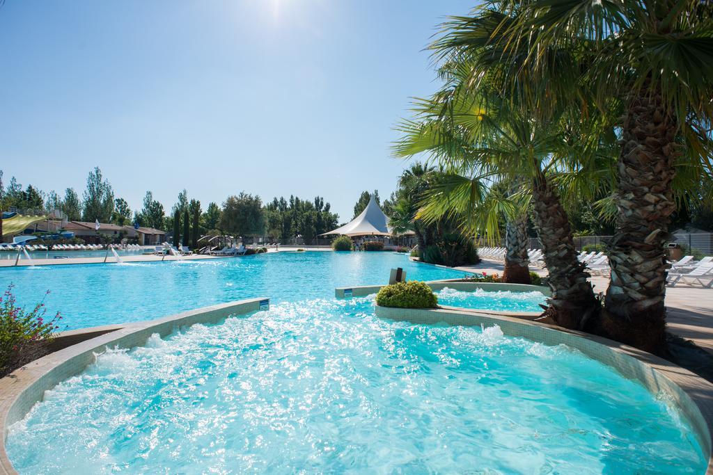 Camping Officiel Siblu La Carabasse Vias Exterior foto